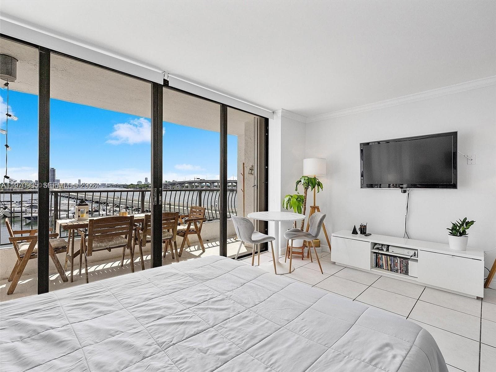 555 NE 15th St # 408 6