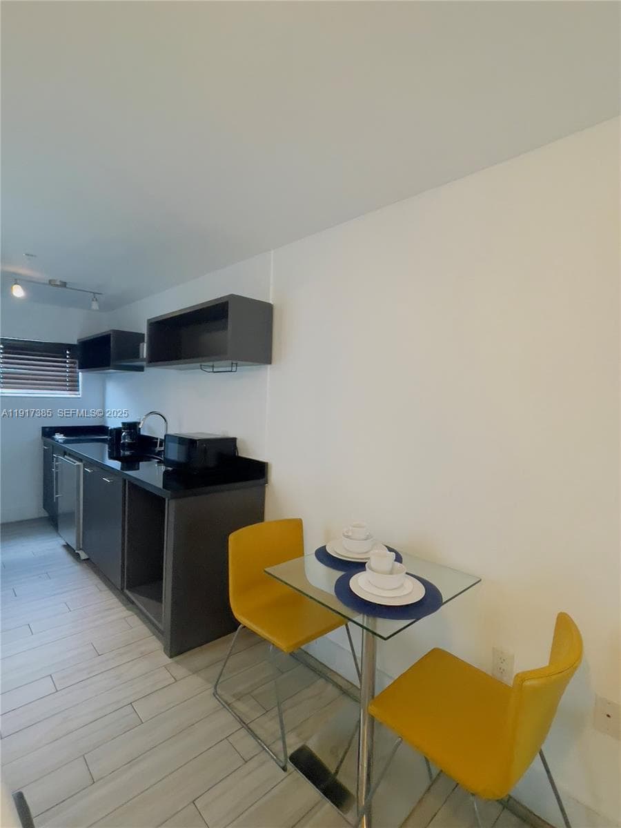 7500 Collins Ave # 114 2