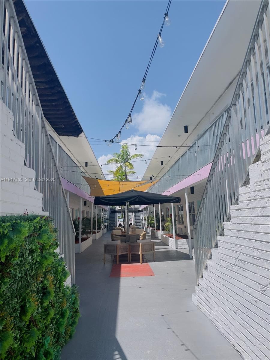 7500 Collins Ave # 114 6