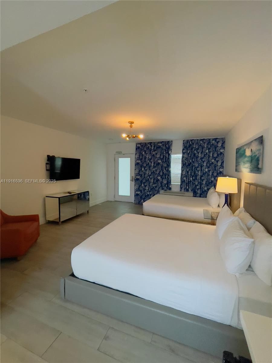 8320 Harding Ave # 610 4