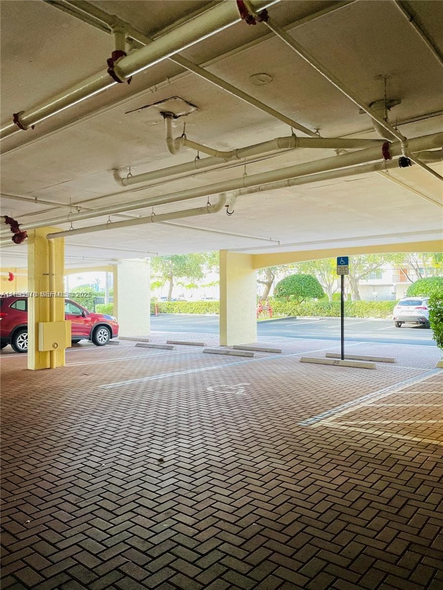 201 Golden Isles Dr # 510 19